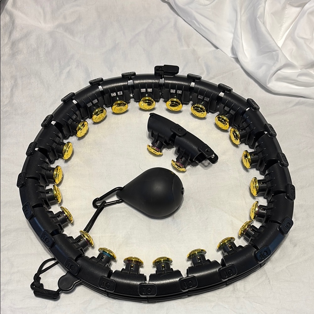 Adjustable weight loss hoop